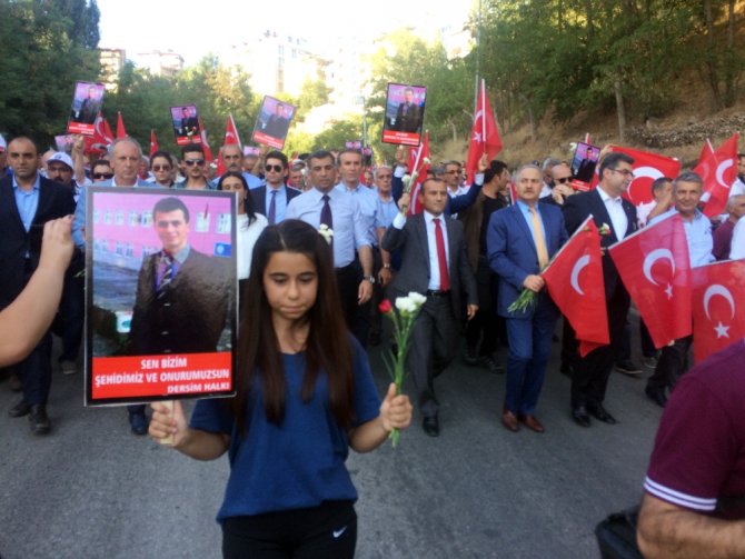 Tunceli’de "Teröre Lanet Yürüyüşü"