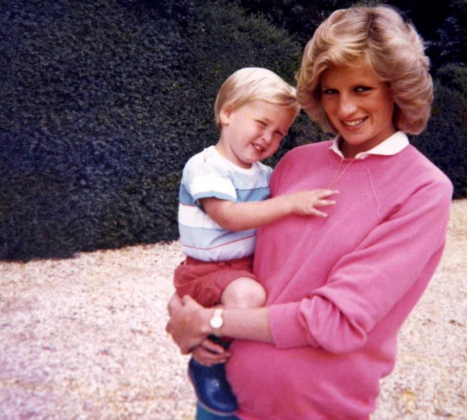 Prens William Ve Harry, Anneleri Diana’yı Anlattı