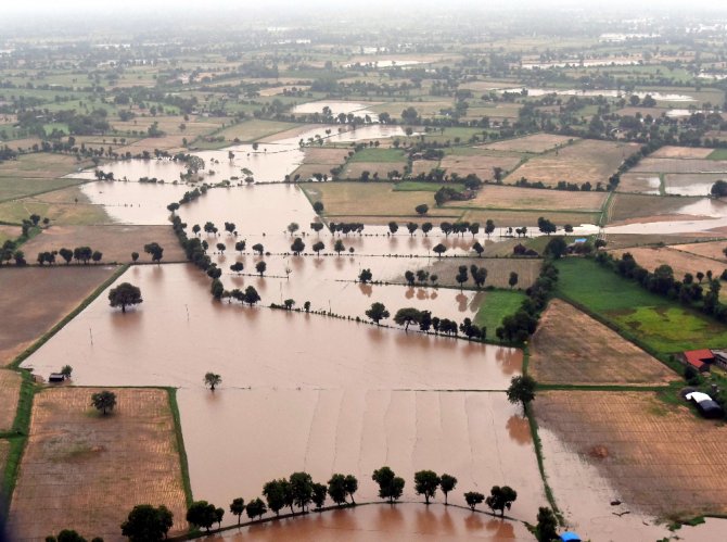 Hindistan’da Sel Felaketi: 120 Ölü