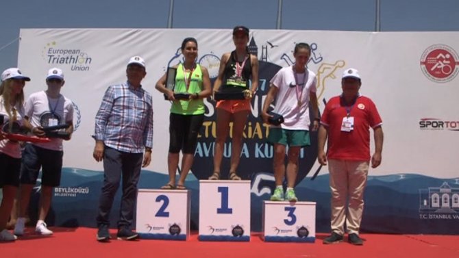 Etu Triatlon’da Madalyalar Sahiplerini Buldu