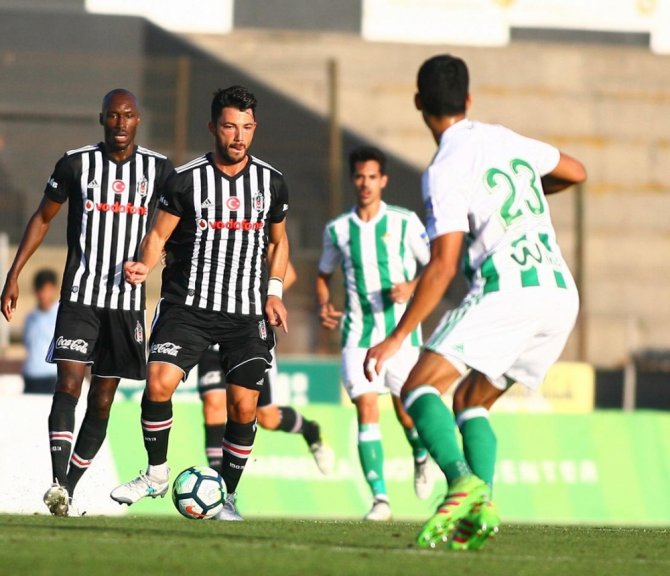 Beşiktaş Real Betis İle 1-1 Berabere Kaldı