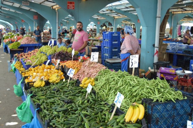 Kilosu 1 Liraya Kadar Düştü