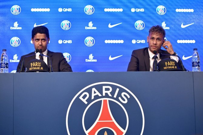 Tarihin En Pahalı Transferi Neymar İmzayı Attı