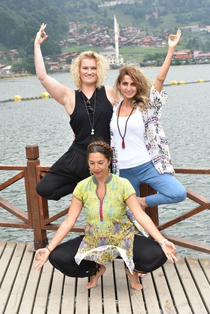 Uzungöl’de Yogayı Tanıttılar