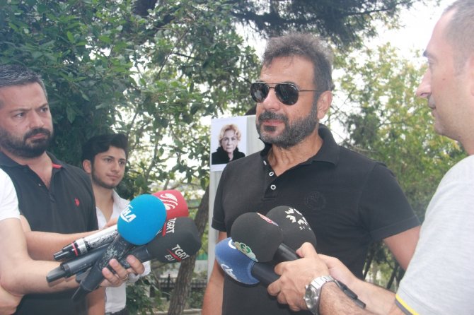 "Çolpan İlhan, Atilla İlhan’ın Sanki Bir Şiirinden Çıkmış Gibi"