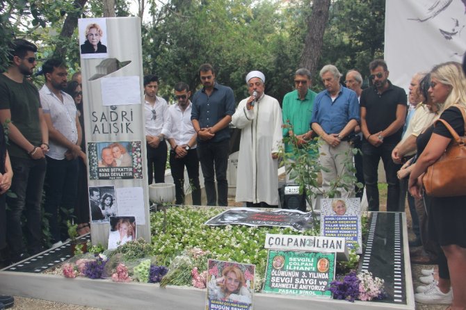 "Çolpan İlhan, Atilla İlhan’ın Sanki Bir Şiirinden Çıkmış Gibi"