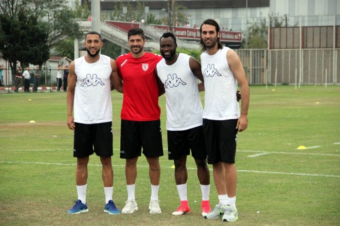 Samsunspor 4 Kritik İsmi Renklerine Bağladı