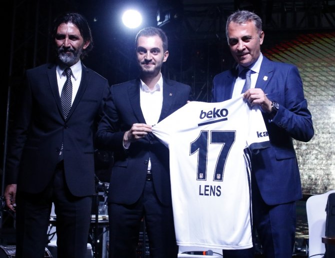 "Daha Evvel Bize Rakip Olanlar Şimdi Kanka Oldular”