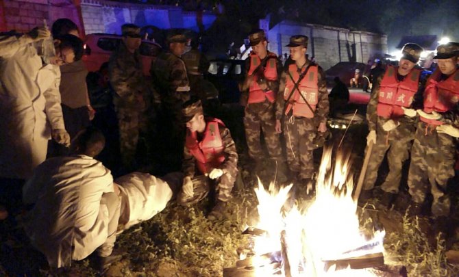 Çin’deki Depremde Ölü Sayısı 13’e Yükseldi