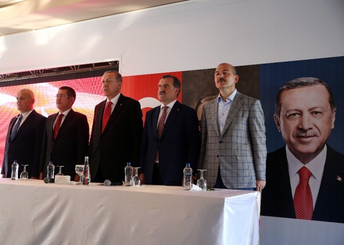 Cumhurbaşkanı Erdoğan Giresun’da Partililere Yoklama Yaptı