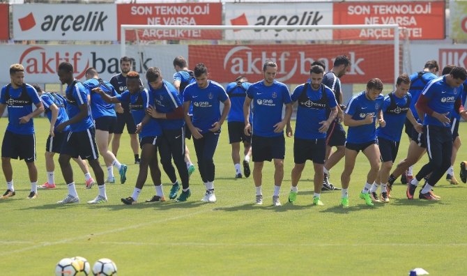 Trabzonspor, Atiker Konyaspor Maçı Hazırlıklarını Sürdürdü