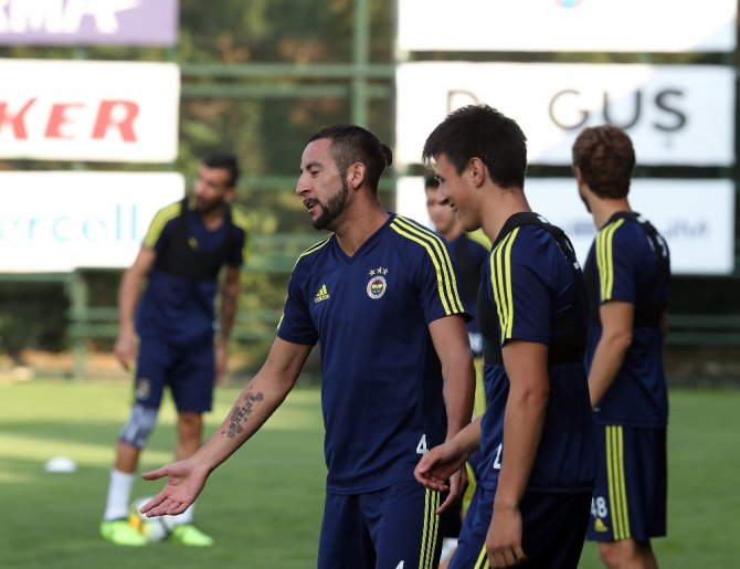 Fenerbahçe’nin Göztepe Mesaisi Sürdü