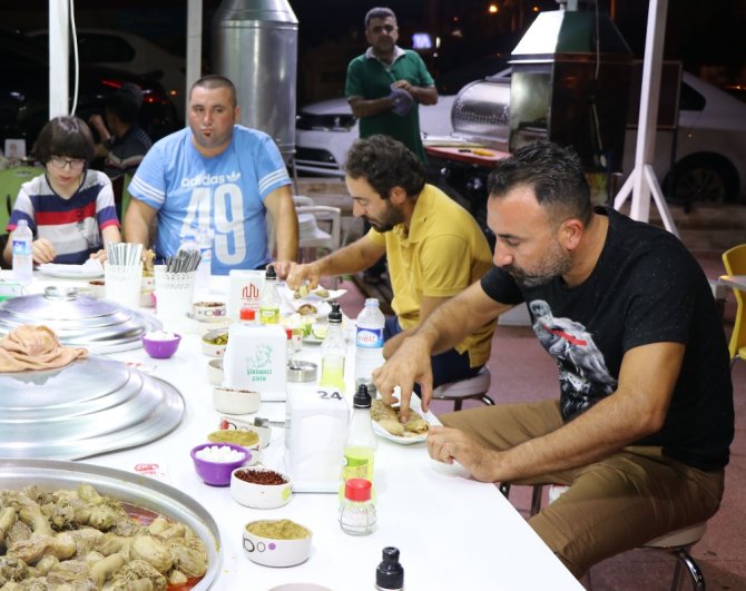 Sabaha Kadar Şırdan Yiyorlar