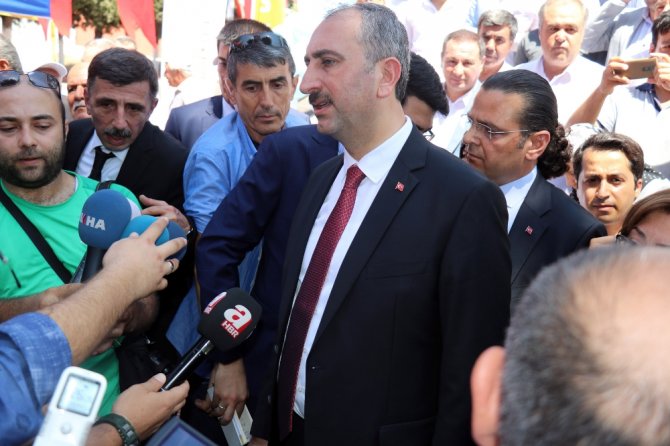 Adalet Bakanı Gül’den Darbecilere "Pişkinlik" Cevabı