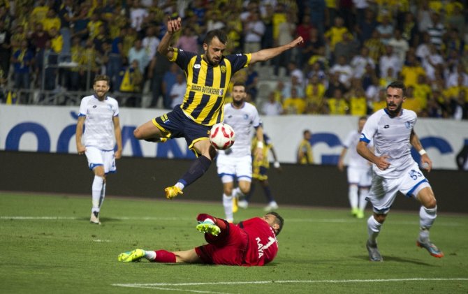 Tff 1.lig Açılış Maçı Golsüz Bitti