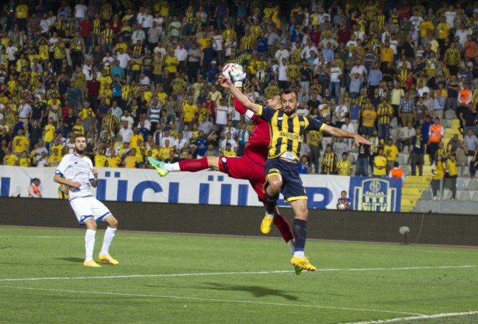Tff 1.lig Açılış Maçı Golsüz Bitti
