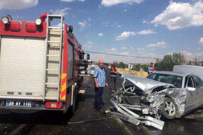 Gümüşhane’de Trafik Kazası: 6 Yaralı