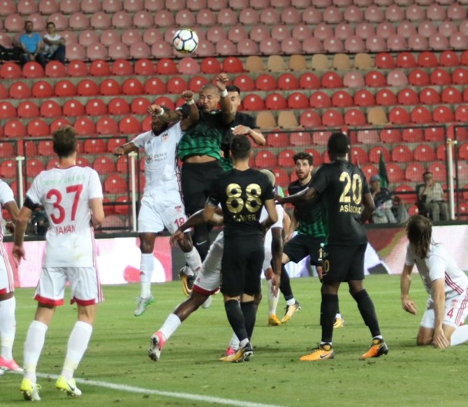Akhisar’dan Tek Gol, 3 Puan