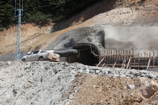 Gazeteciler Cerattepe’de