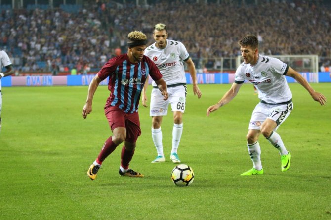 İlk Yarıda Gollü Beraberlik