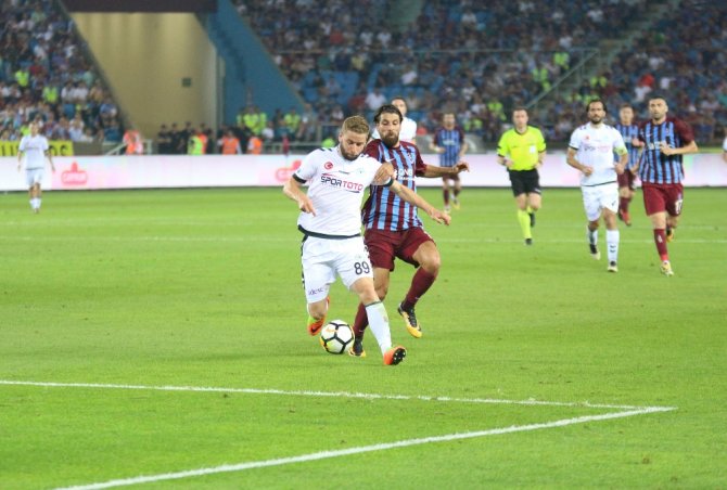 ’Kral’ Attı Trabzon Kazandı
