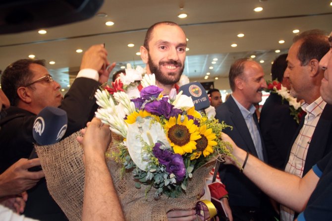 Atletizm Milli Takımı Türkiye’ye Döndü