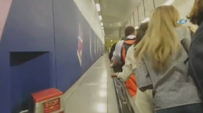 Londra Metrosunda Yangın: İstasyon Boşaltılıyor
