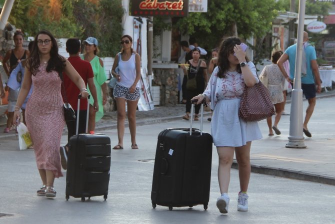 10 Günlük Tatil Müjdesi Turizmciyi Sevindirdi