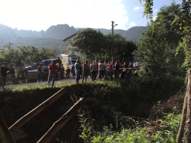 İşçileri Taşıyan Traktör Devrildi: 7 Ölü, 10 Yaralı