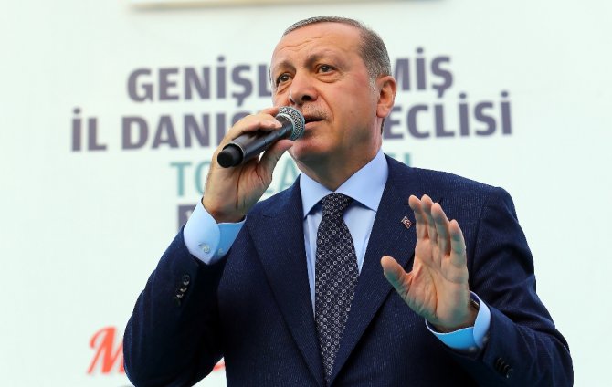 "Sen Kimsin Ki Türkiye’nin Cumhurbaşkanına Konuşuyorsun? "
