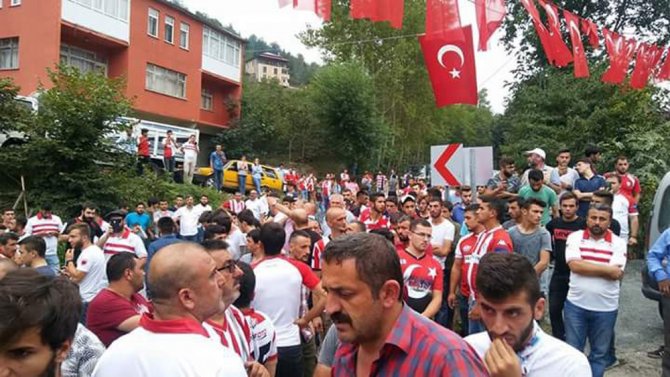 Samsunsporlu Taraftarlar, Eren Bülbül İçin Trabzon’a Gitti