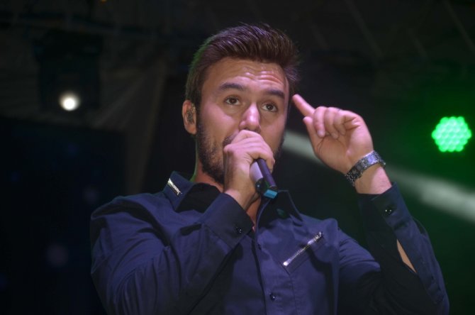 Mustafa Ceceli Sarımsak Festivalinde Sahne Aldı