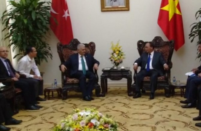 Başbakan Yıldırım, Vietnam Başbakanı İle Görüştü