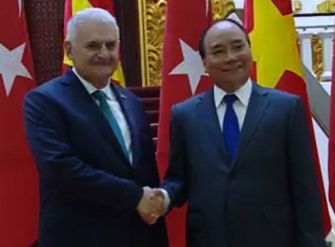 Başbakan Yıldırım, Vietnam Başbakanı İle Görüştü