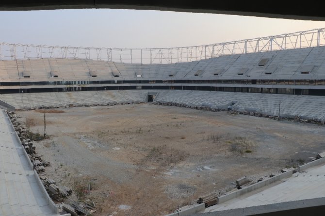 Adana Şehir Hastanesi Ve Koza Stadyumu’nu İnceledi