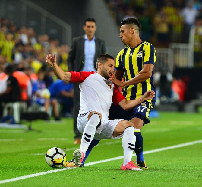 İlk Yarıda Gol Yok