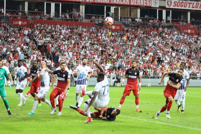 Adana Demirspor İlk 3 Puanını Aldı