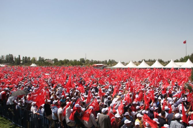 "Sultan Alparslan Kimlerle Mücadele Etmişse, Biz De Onlarla Mücadele Ettik"