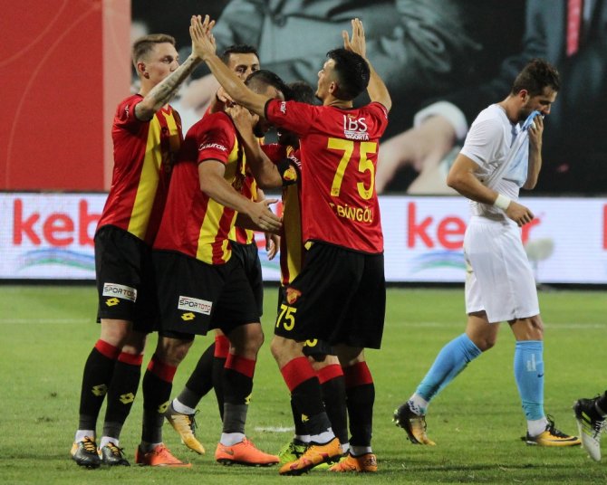 Gol Düellosunu Göztepe Kazandı