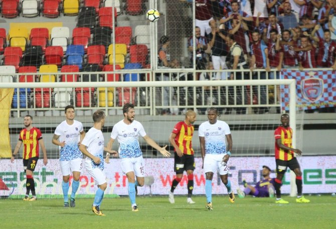 Gol Düellosunu Göztepe Kazandı