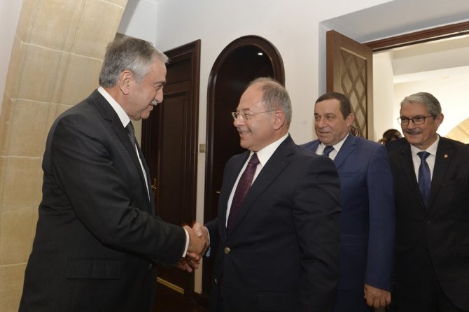 Akıncı, Recep Akdağ’ı Kabul Etti