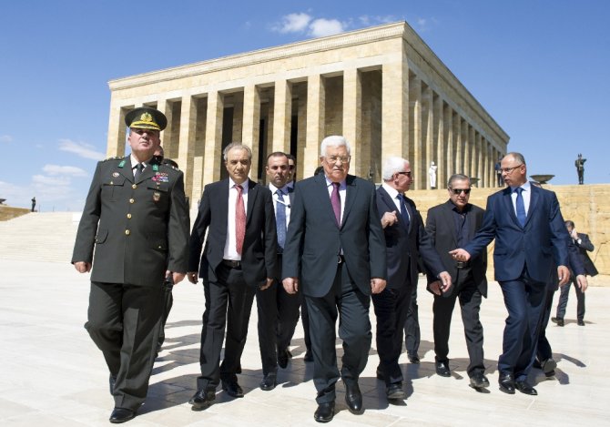 Filistin Devlet Başkanı Abbas Anıtkabir’i Ziyaret Etti