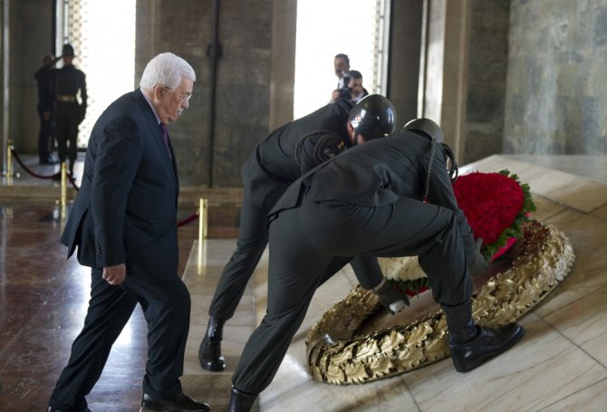 Filistin Devlet Başkanı Abbas Anıtkabir’i Ziyaret Etti