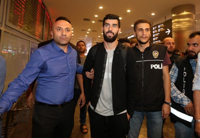 Neto İstanbul’a Geldi