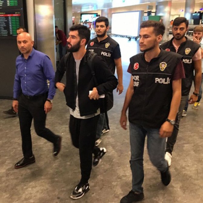 Neto İstanbul’a Geldi