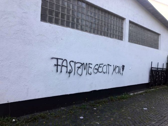 Almanya’da Türk Derneğine Saldırı