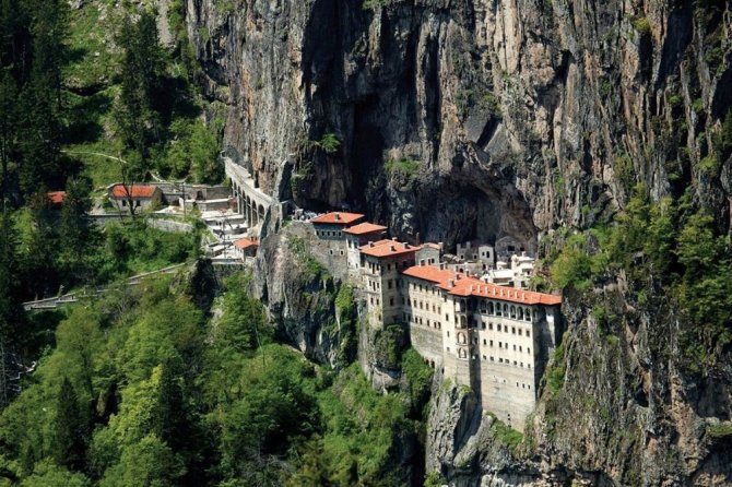 Sümela Manastırı’nın Yüzde 70’lik Bölümü Tamamlandı