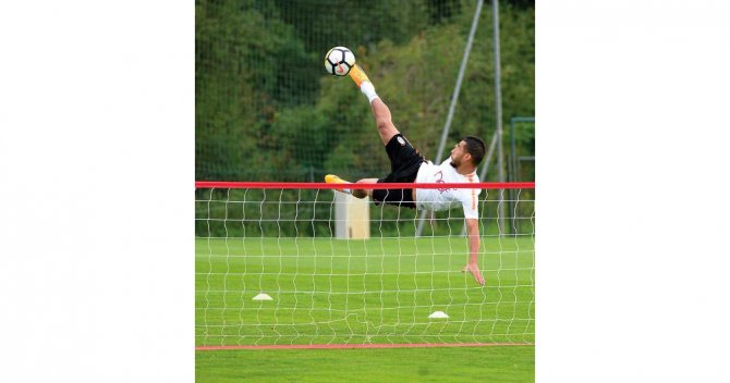 Belhanda: Savaşan Bir Ruha Sahibiz