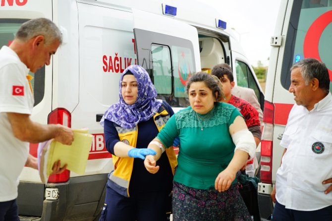 Bayram Tatili İçin Gelen Midibüs Takla Attı: 19 Yaralı