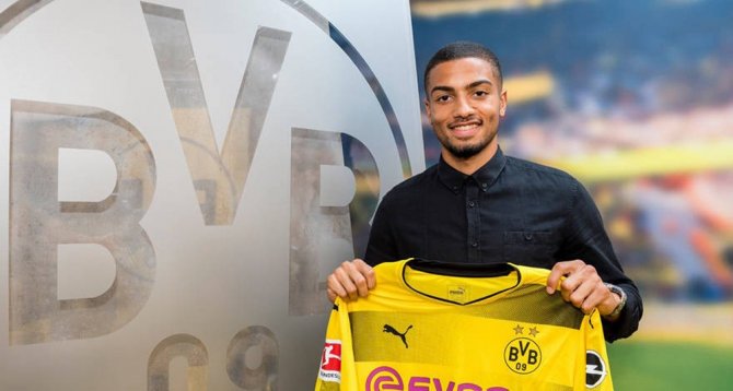 Dortmund, Jeremy Toljan İle Sözleşme İmzaladı